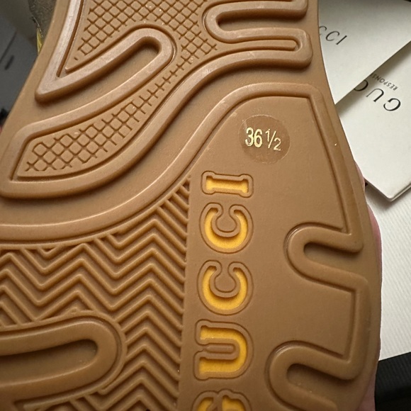 Gucci Ultrapace sneaker - Picture 6 of 10